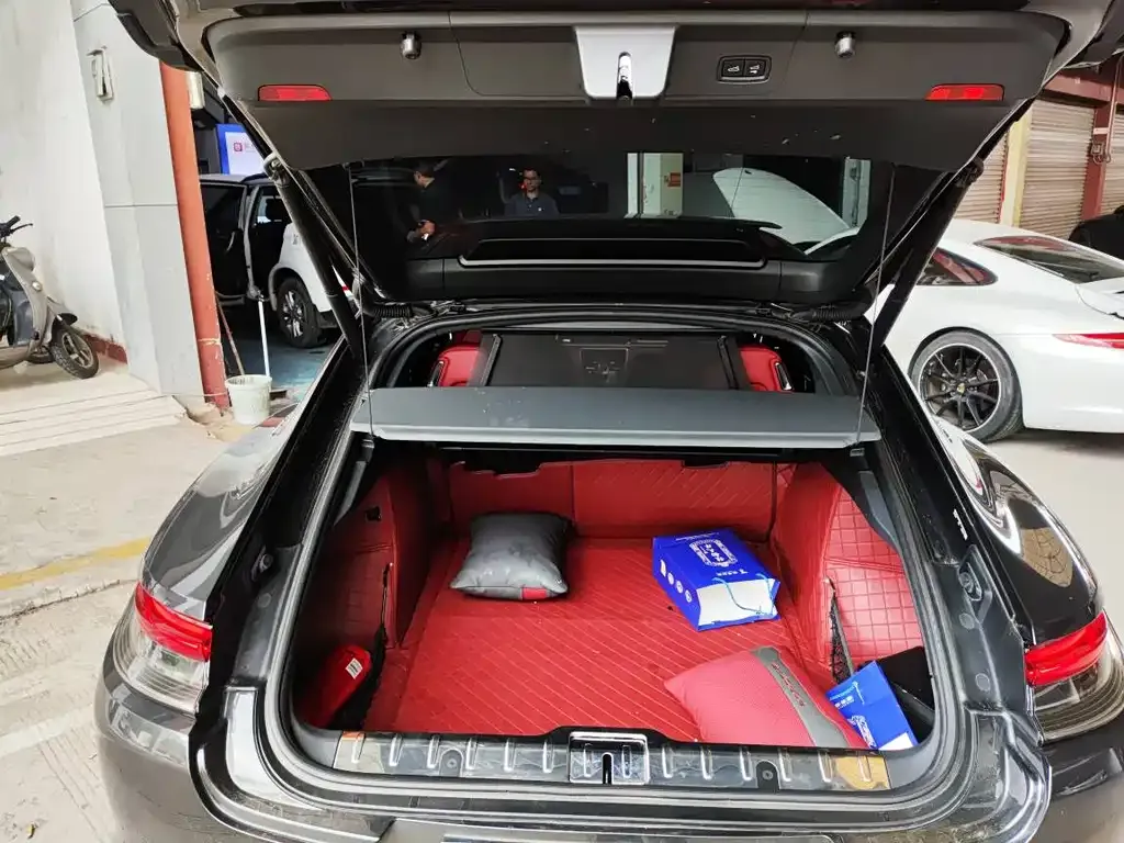 Porsche Panamera 2023 из CN, фото 8
