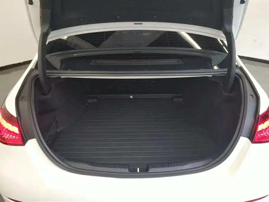 Mercedes-Benz C-Class 2023 из CN, фото 4
