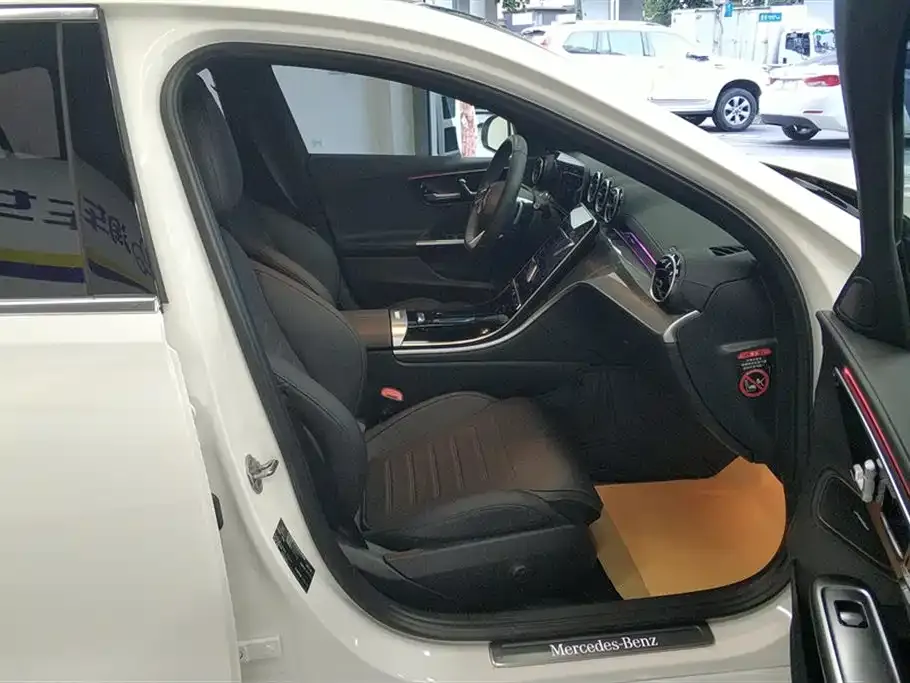 Mercedes-Benz C-Class 2023 из CN, фото 8
