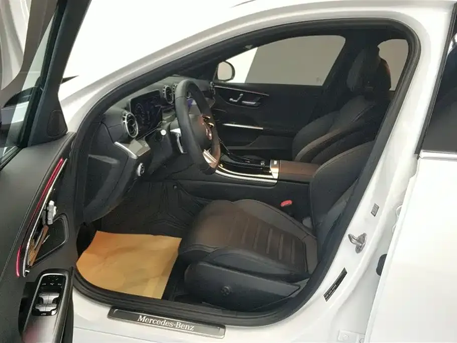 Mercedes-Benz C-Class 2023 из CN, фото 9