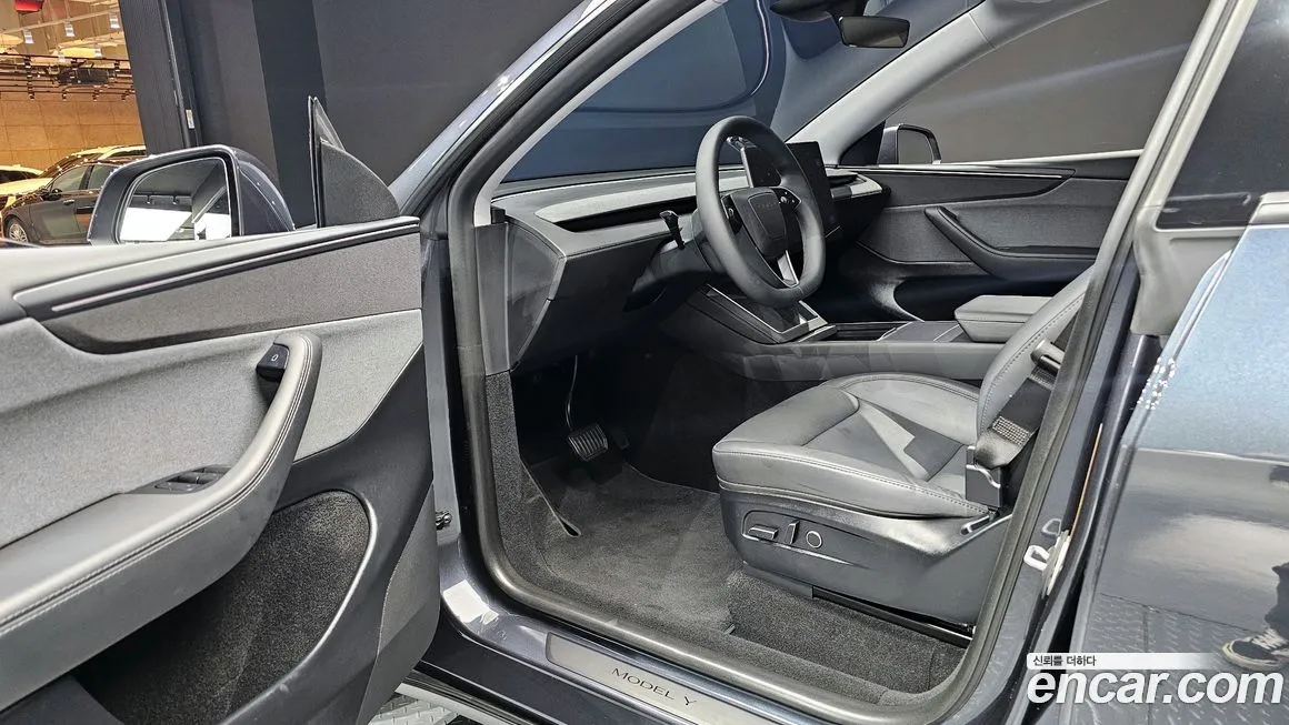 Tesla Model Y 2025 из KR, фото 10
