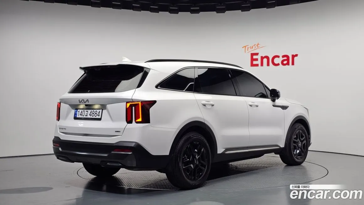 Kia Sorento 2024 из KR, фото 2