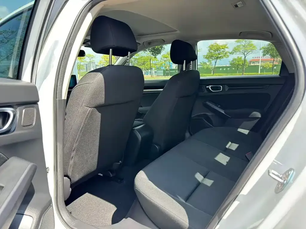 Honda Civic 2023 из CN, фото 6