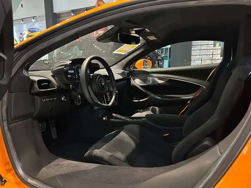 McLaren Artura 2025 из CN, фото 5