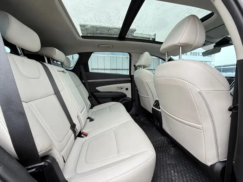 Hyundai Tucson 2022 из CN, фото 8