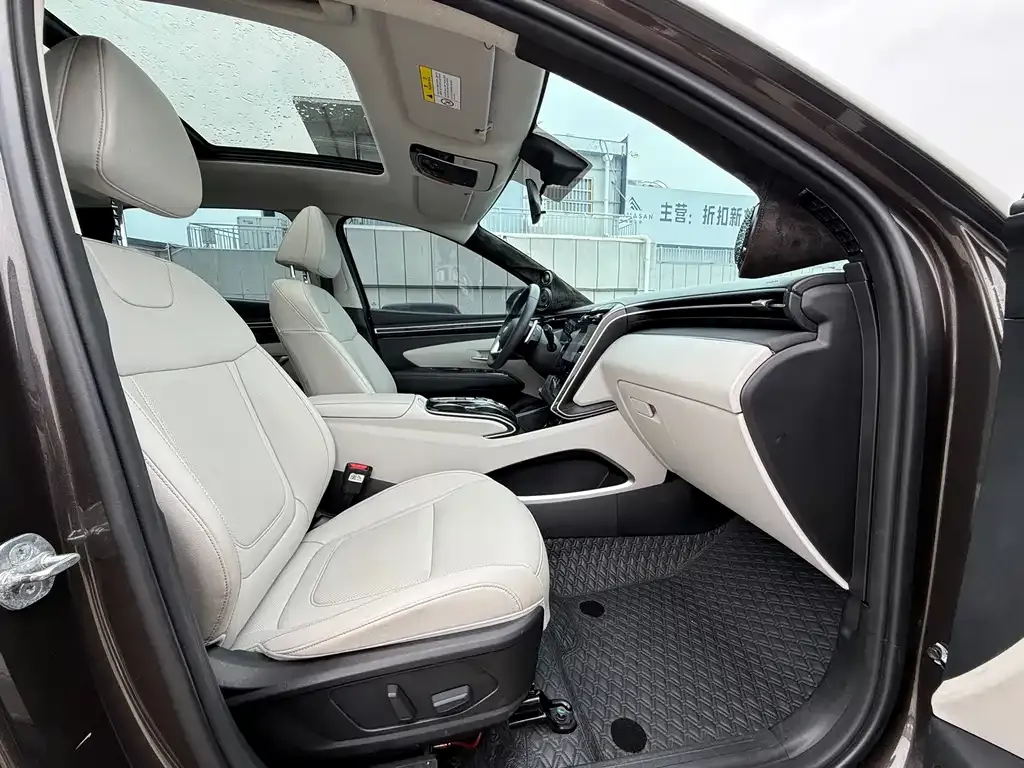 Hyundai Tucson 2022 из CN, фото 9
