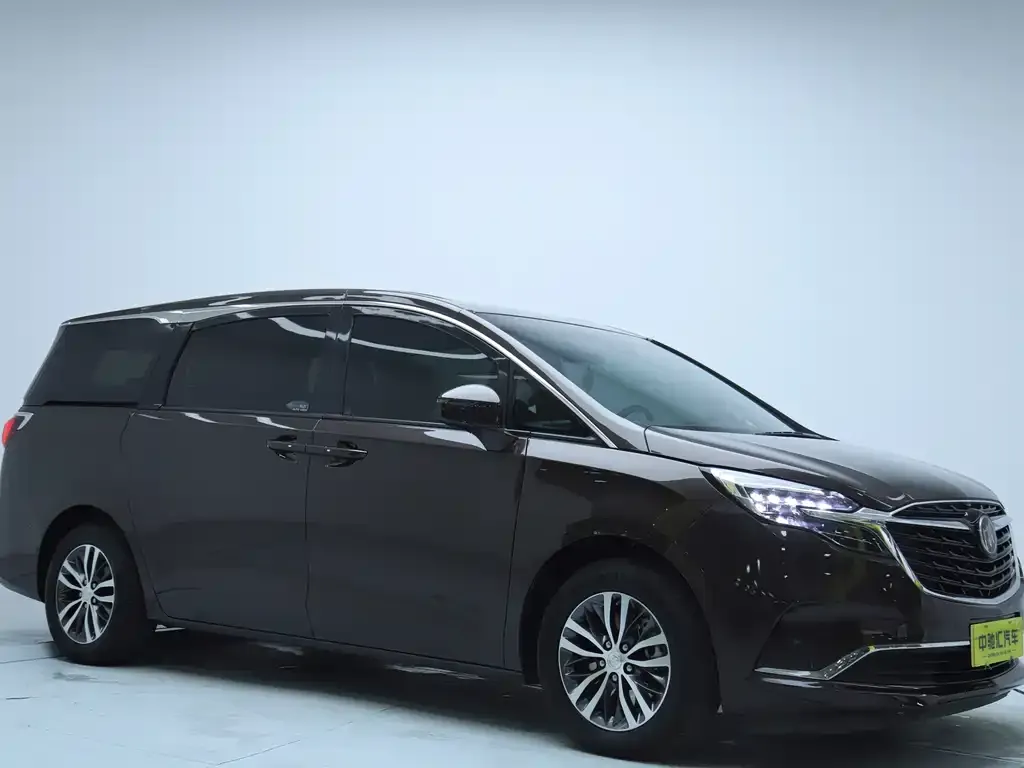 Buick GL8 2021 из CN, фото 3