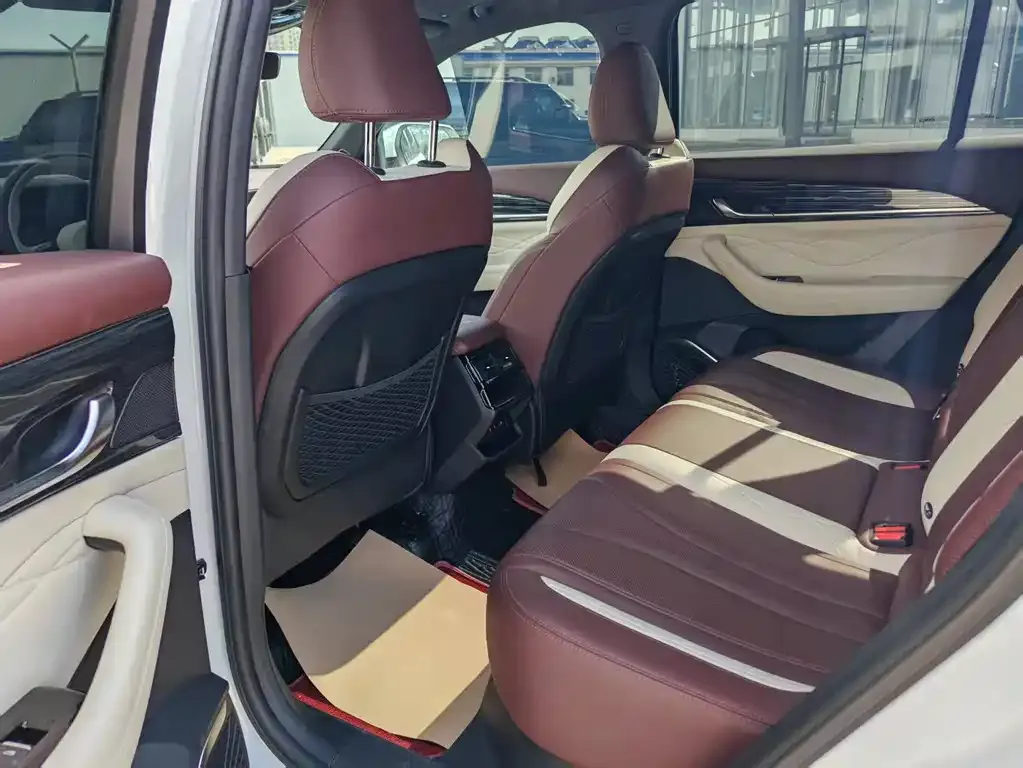 Geely Xingyue L 2023 из CN, фото 5
