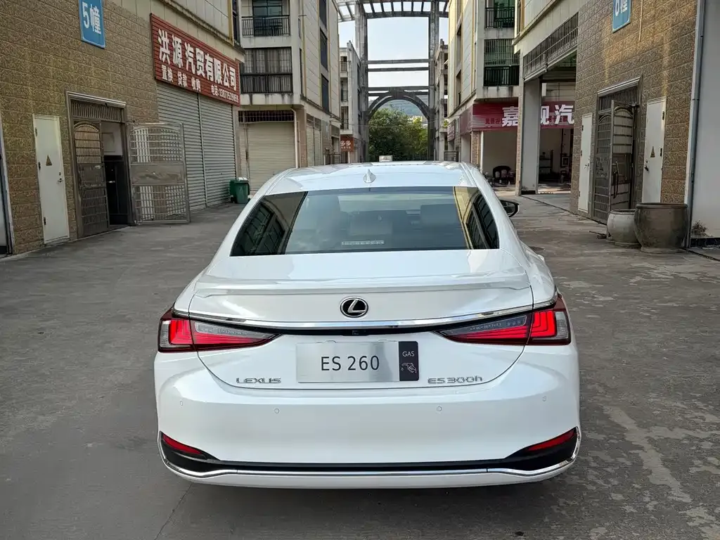 Lexus ES 2022 из CN, фото 8
