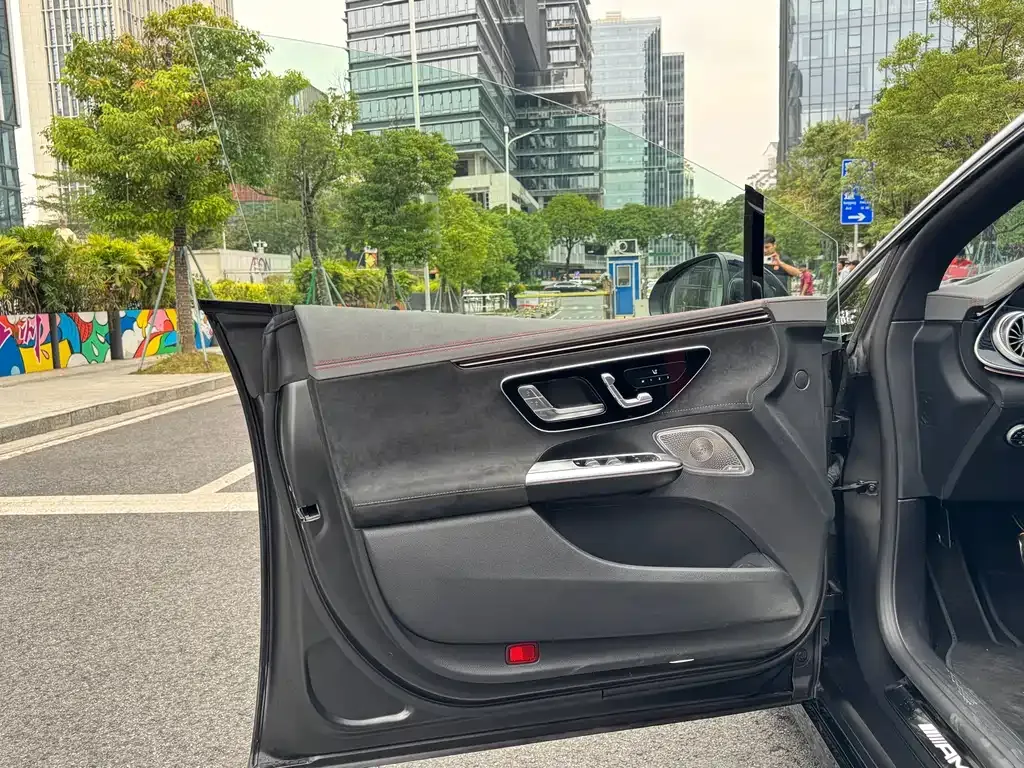 Mercedes-Benz EQE AMG 2023 из CN, фото 10