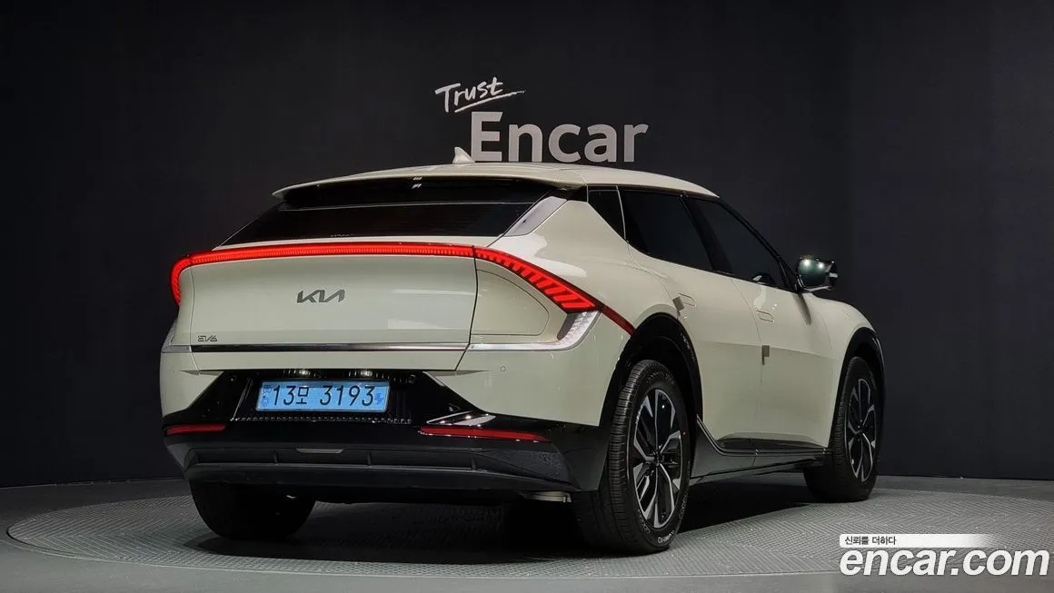 Kia EV6 — фото 2