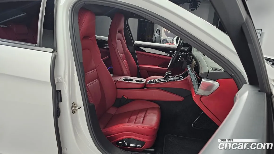 Porsche Panamera 2021 из KR, фото 10