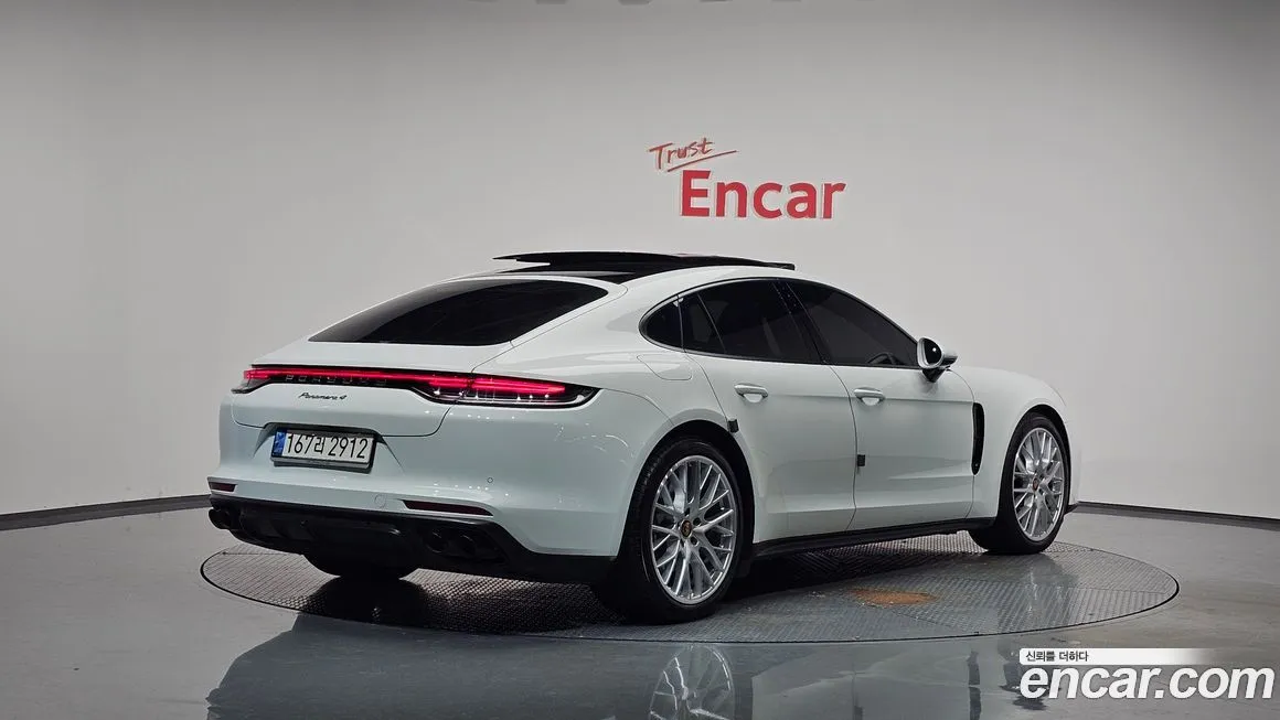 Porsche Panamera 2021 из KR, фото 2