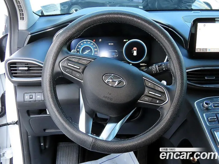 Hyundai Santafe — фото 8