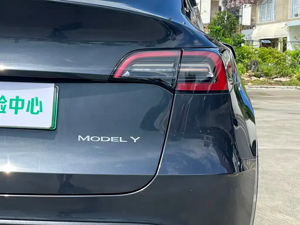 Tesla Model Y 2024 из CN, фото 8
