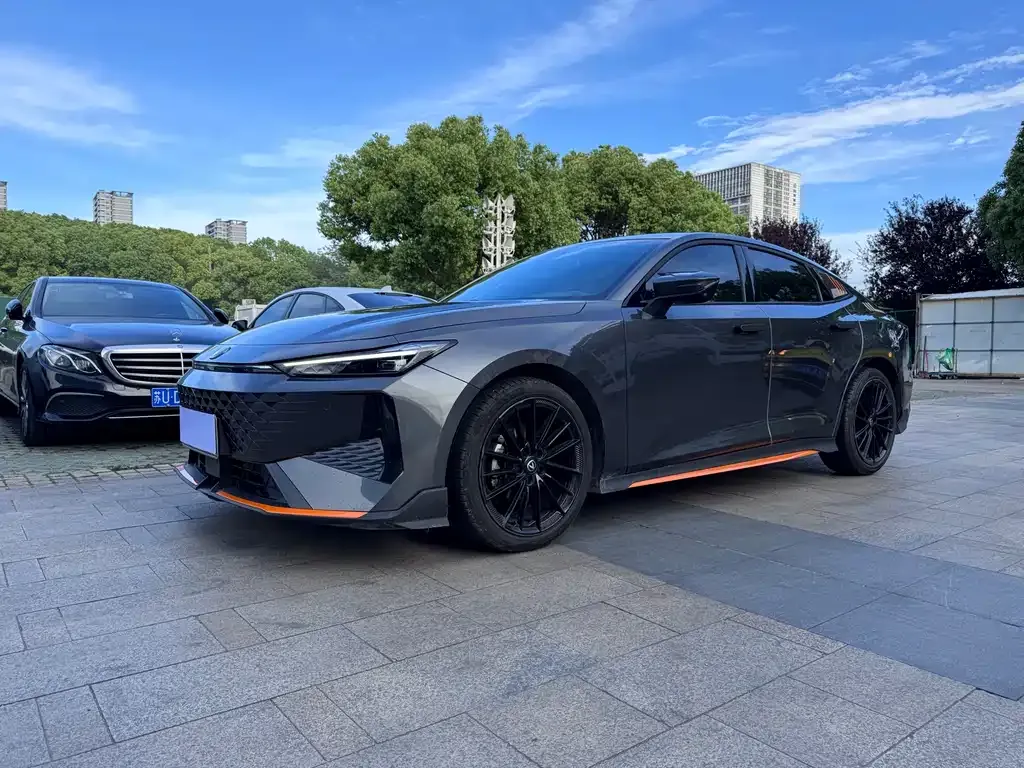 Changan UNI-V 2024 из CN, фото 1