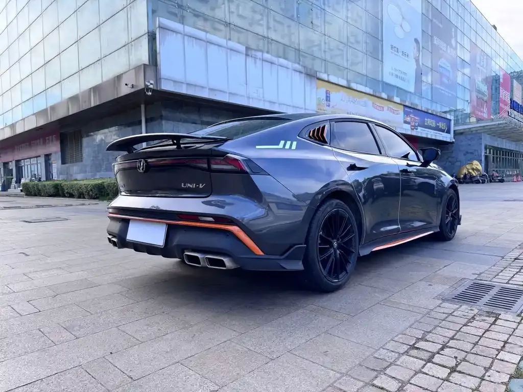 Changan UNI-V 2024 из CN, фото 4