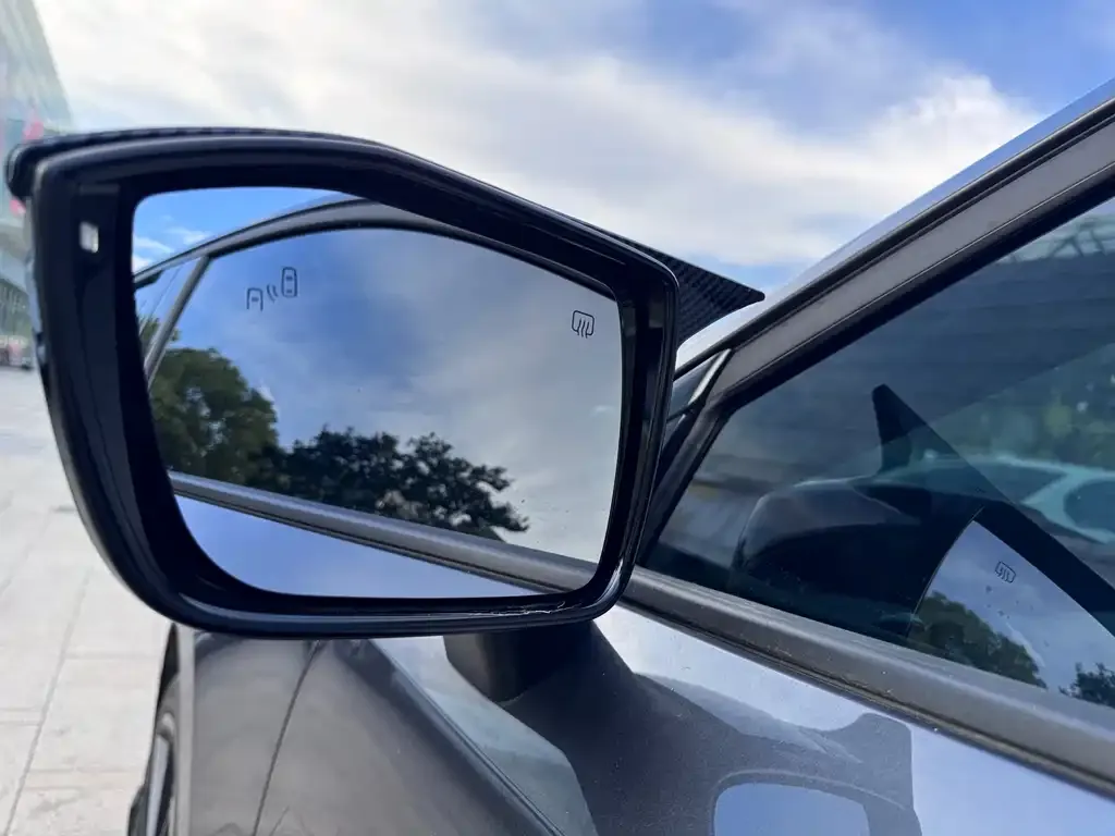Changan UNI-V 2024 из CN, фото 8