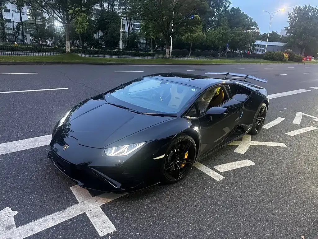 Lamborghini Huracan 2023 из CN, фото 1