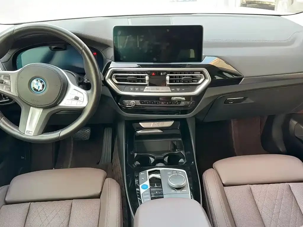 BMW iX3 2023 из CN, фото 8