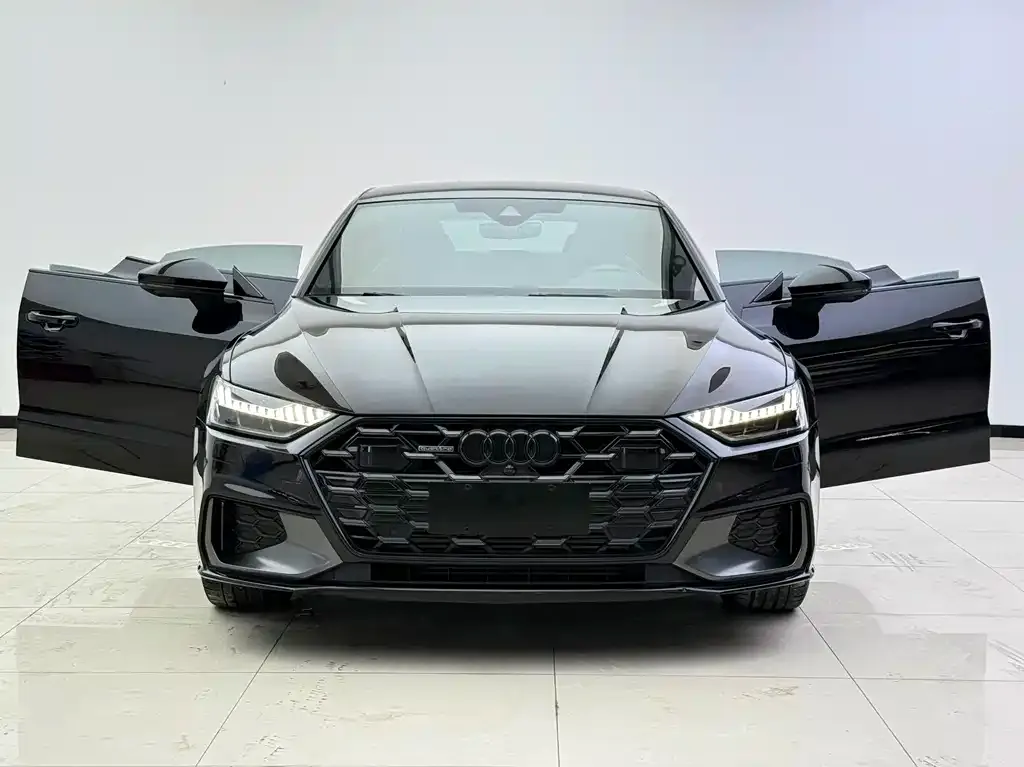 Audi A7L 2024 из CN, фото 4