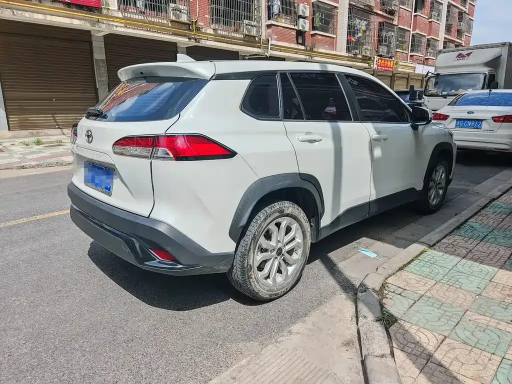 Toyota Frontlander 2023 из CN, фото 3