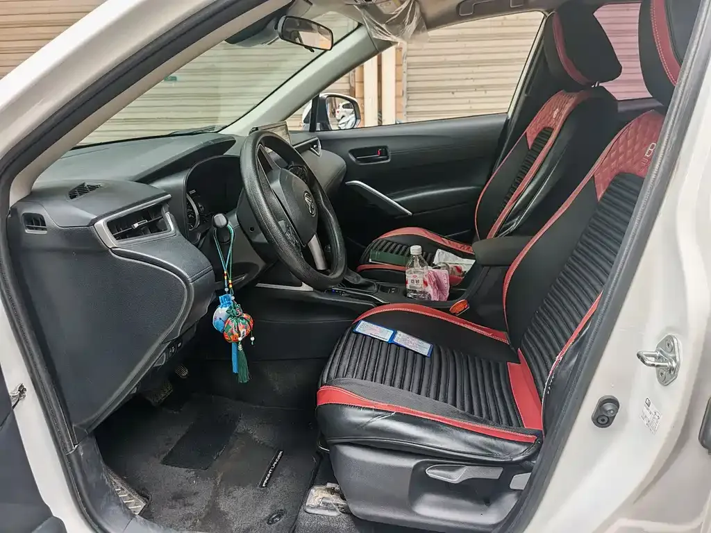 Toyota Frontlander 2023 из CN, фото 4
