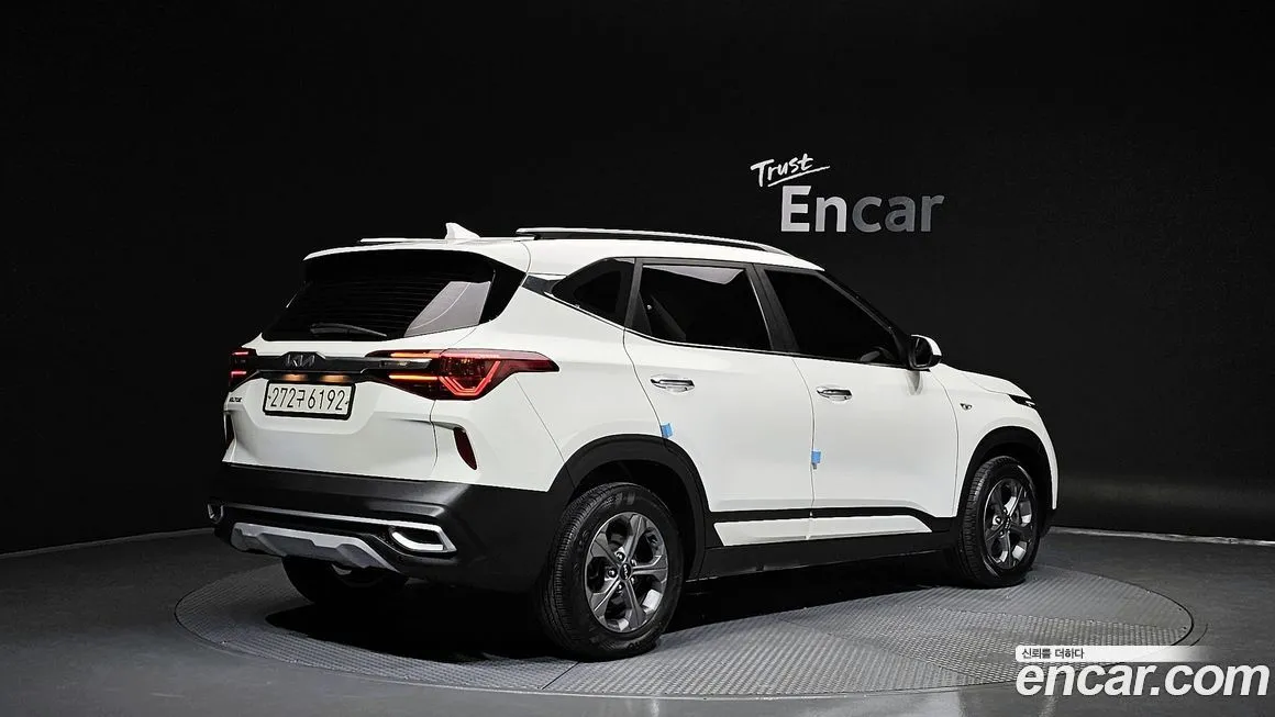 Kia Seltos 2023 из KR, фото 2