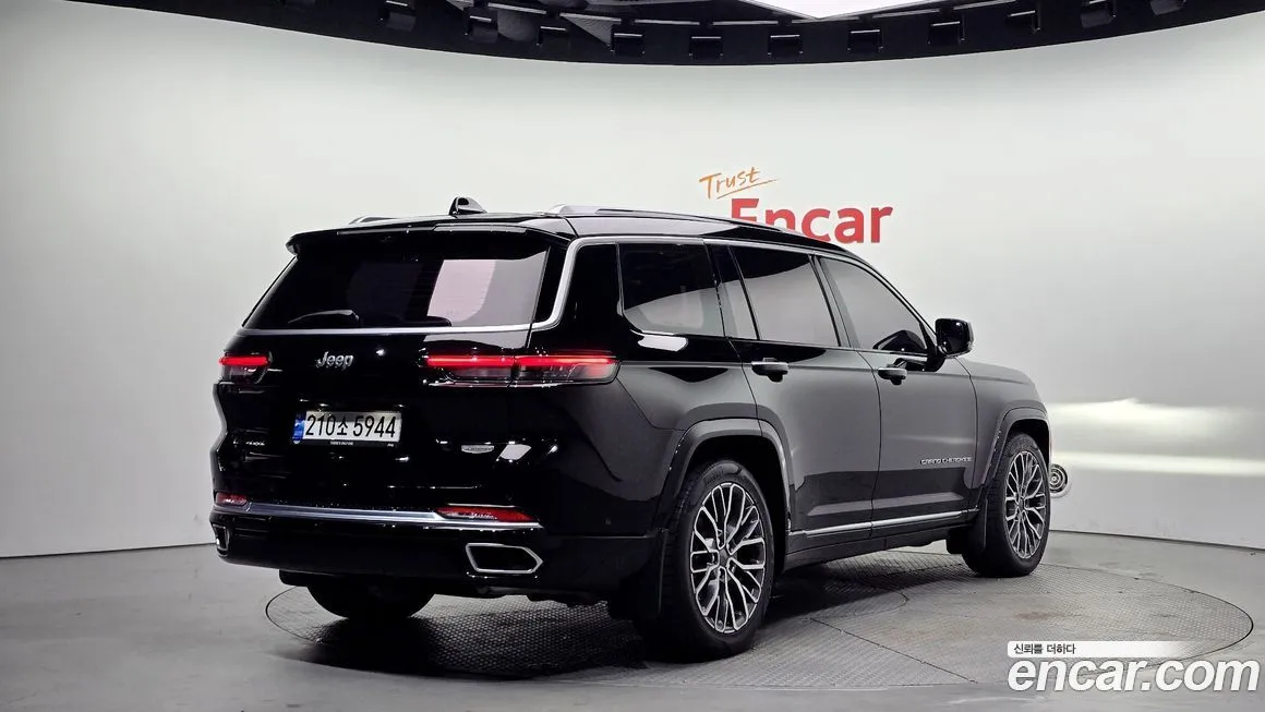 Jeep Cherokee 2022 из KR, фото 2
