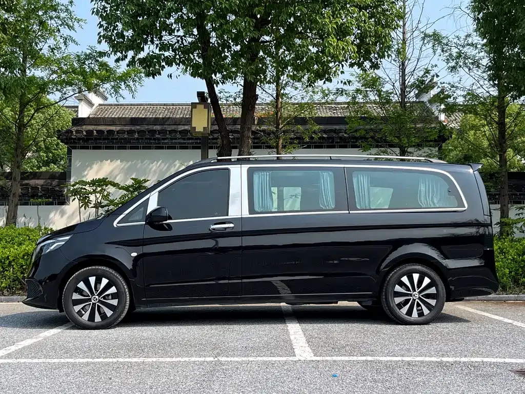 Mercedes-Benz Vito 2023 из CN, фото 3