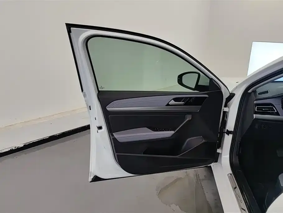 Volkswagen Lavida 2024 из CN, фото 7