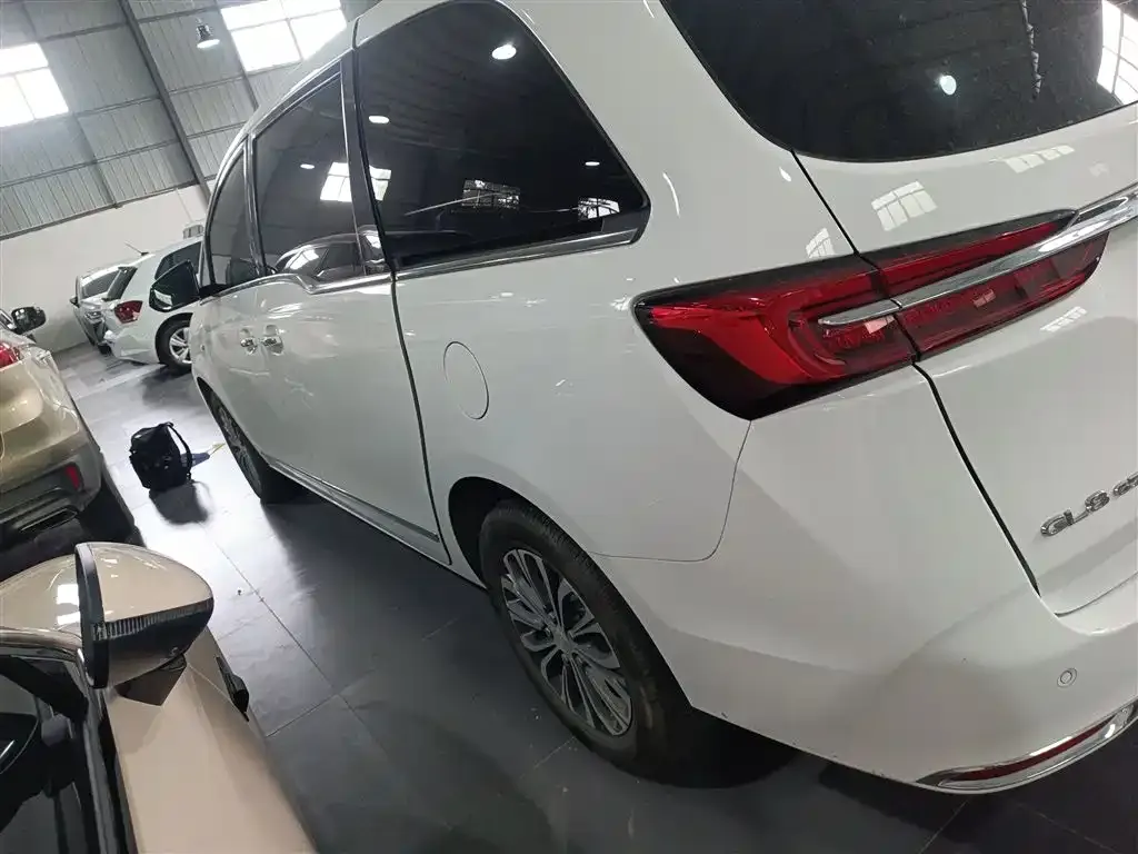 Buick GL8 2022 из CN, фото 5