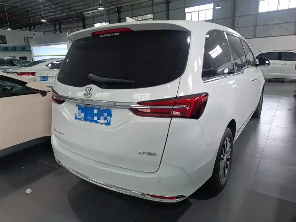 Buick GL8 2022 из CN, фото 7