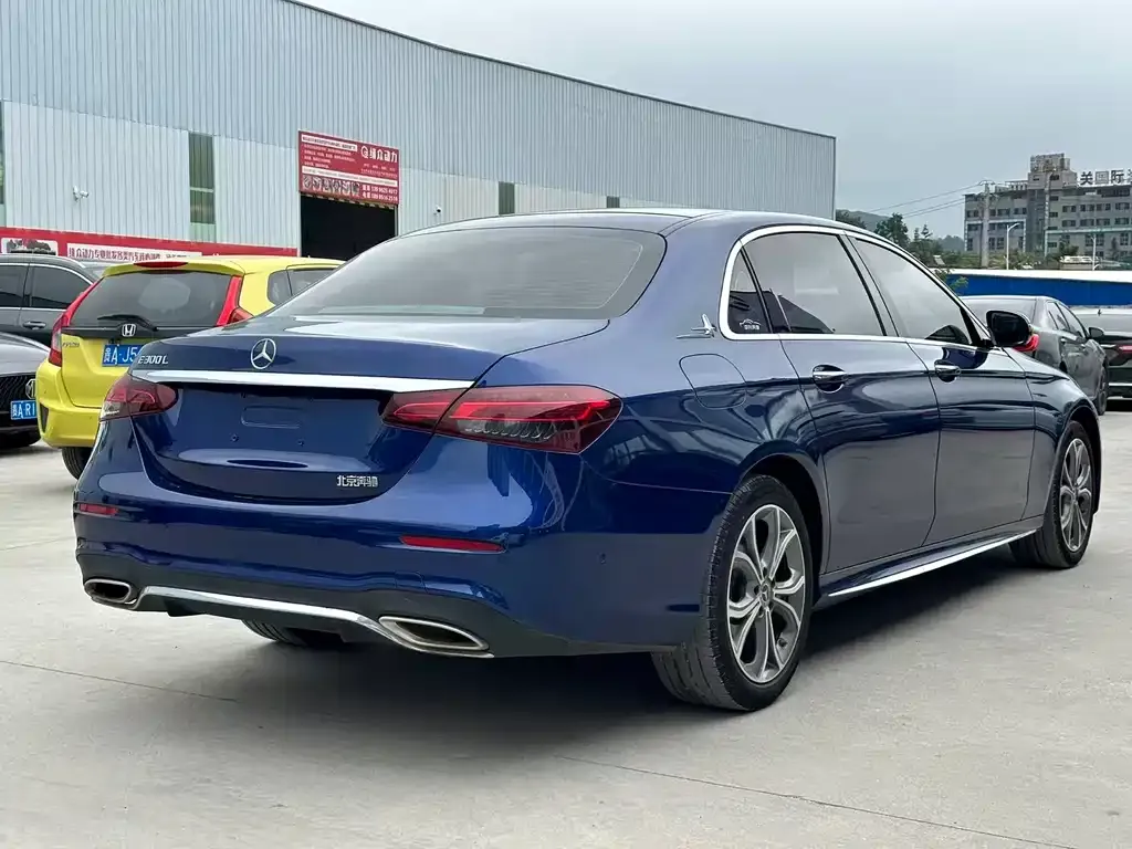 Mercedes-Benz E-Class 2023 из CN, фото 8