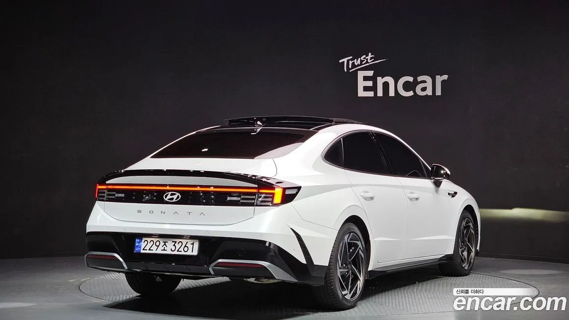 Hyundai Sonata 2024 из KR, фото 2