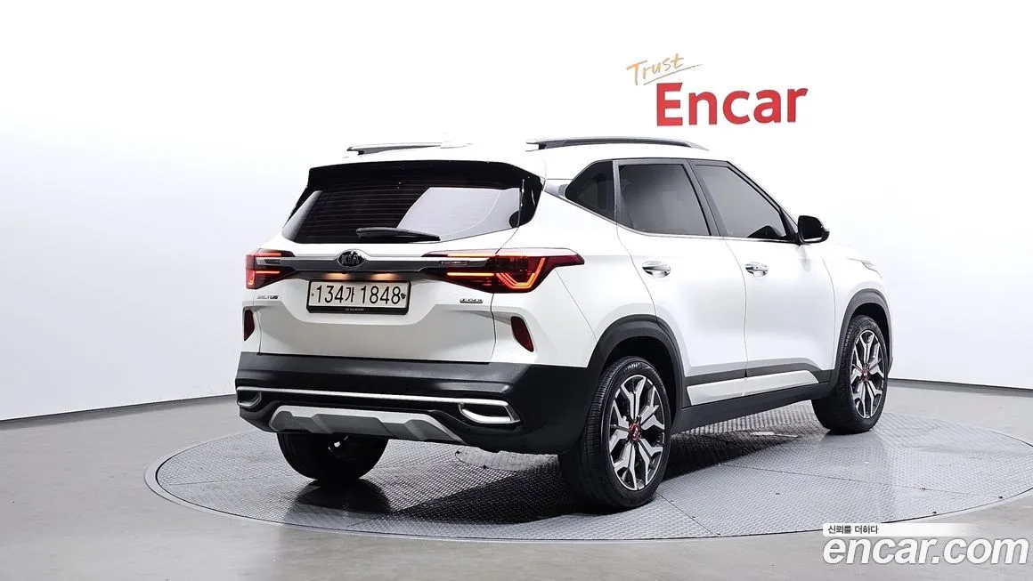 Kia Seltos 2021 из KR, фото 2
