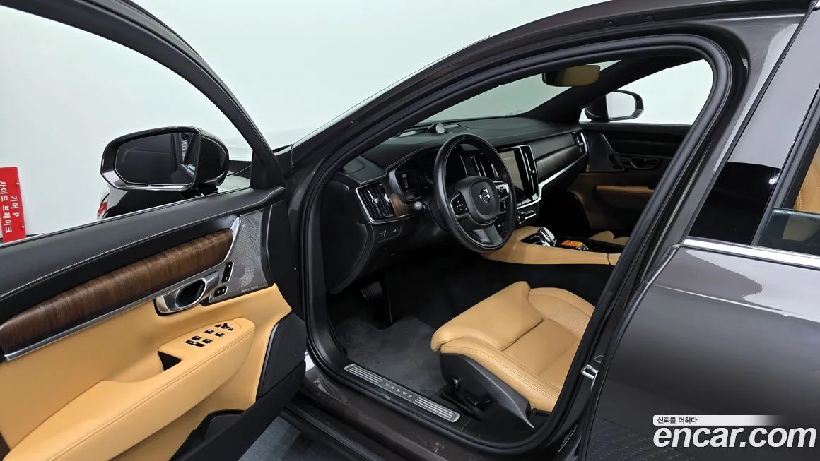 Volvo S90 2022 из KR, фото 10