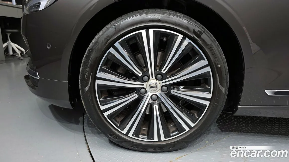 Volvo S90 2022 из KR, фото 5