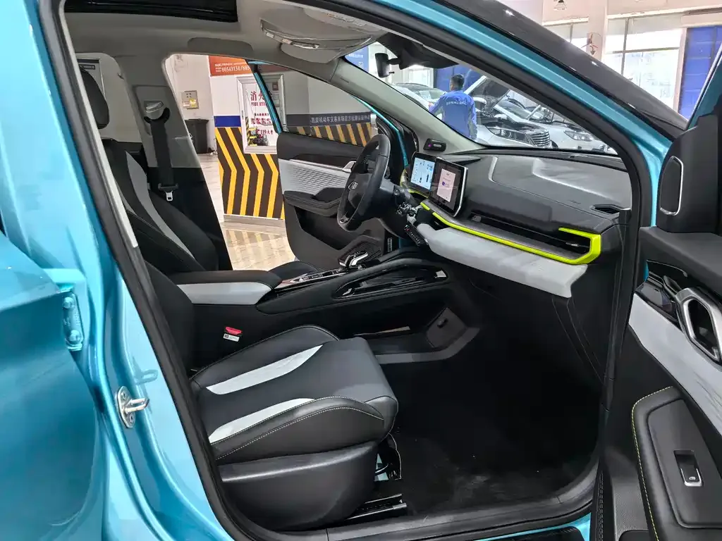 Geely Binyue 2023 из CN, фото 10