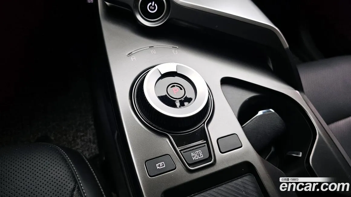 Kia EV6 — фото 9