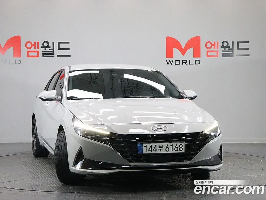Hyundai AVANTE — фото 2