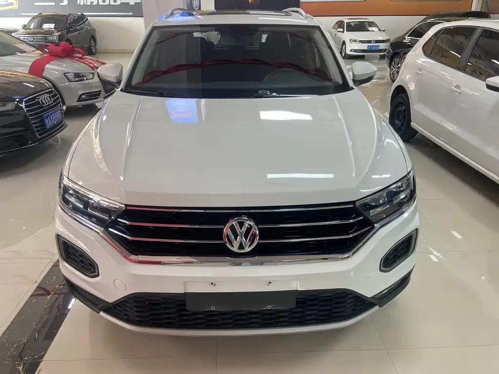 Volkswagen T-Roc 2021 из CN, фото 2
