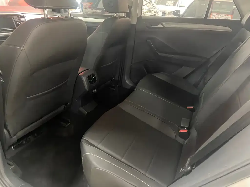 Volkswagen T-Roc 2021 из CN, фото 8