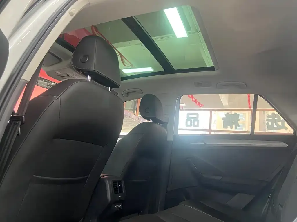 Volkswagen T-Roc 2021 из CN, фото 9