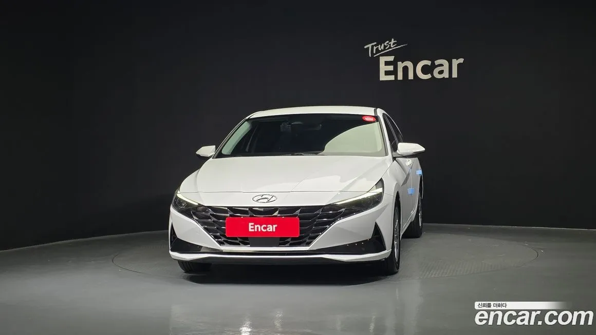 Hyundai AVANTE — фото 3