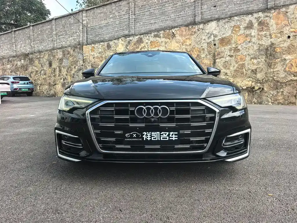 Audi A6L — фото 2
