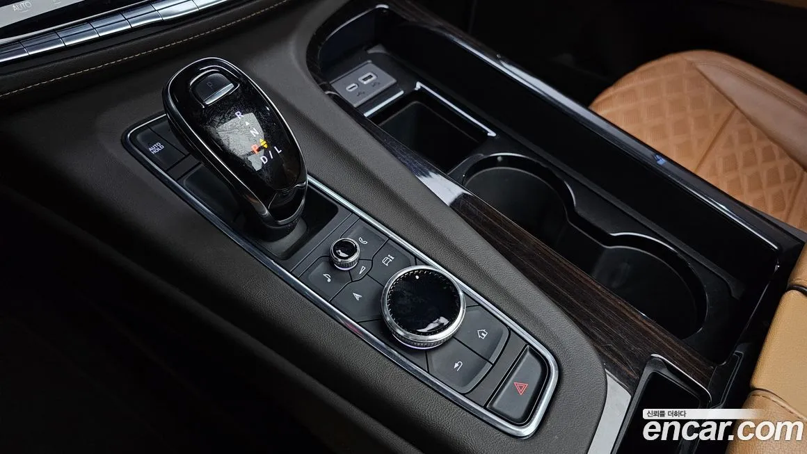 Cadillac Escalade 2021 из KR, фото 9