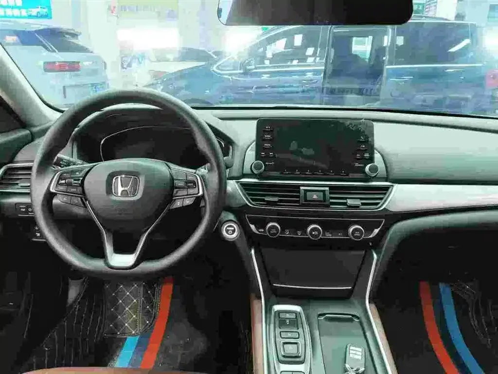 Honda Inspire — фото 9