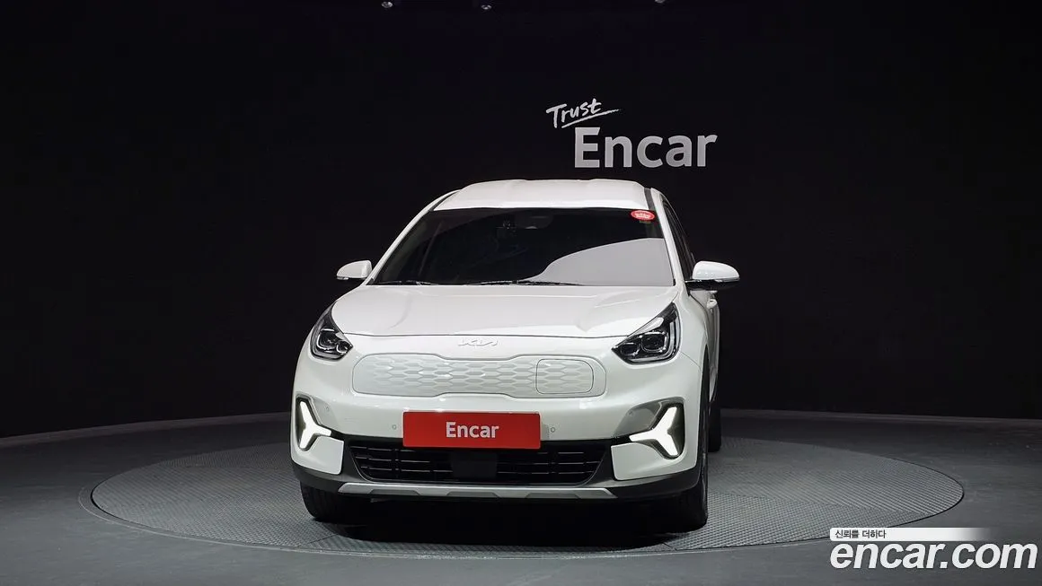 Kia Niro 2023 из KR, фото 3