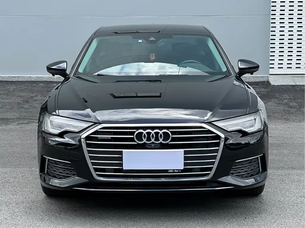 Audi A6L 2022 из CN, фото 2